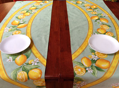 table runners with lemons designs