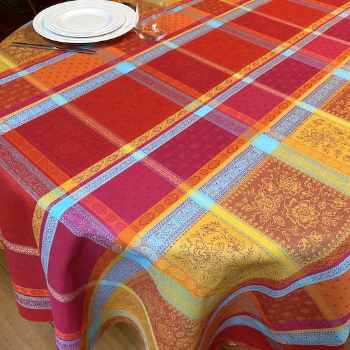 118in round woven jacquard tablecloth with provencal colours