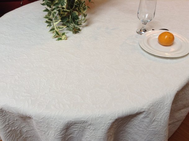ecru pique quilted fabric for tablecloth and bedspread