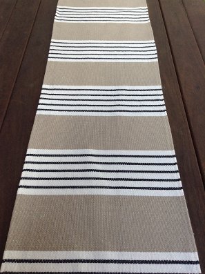 country style table runner in black